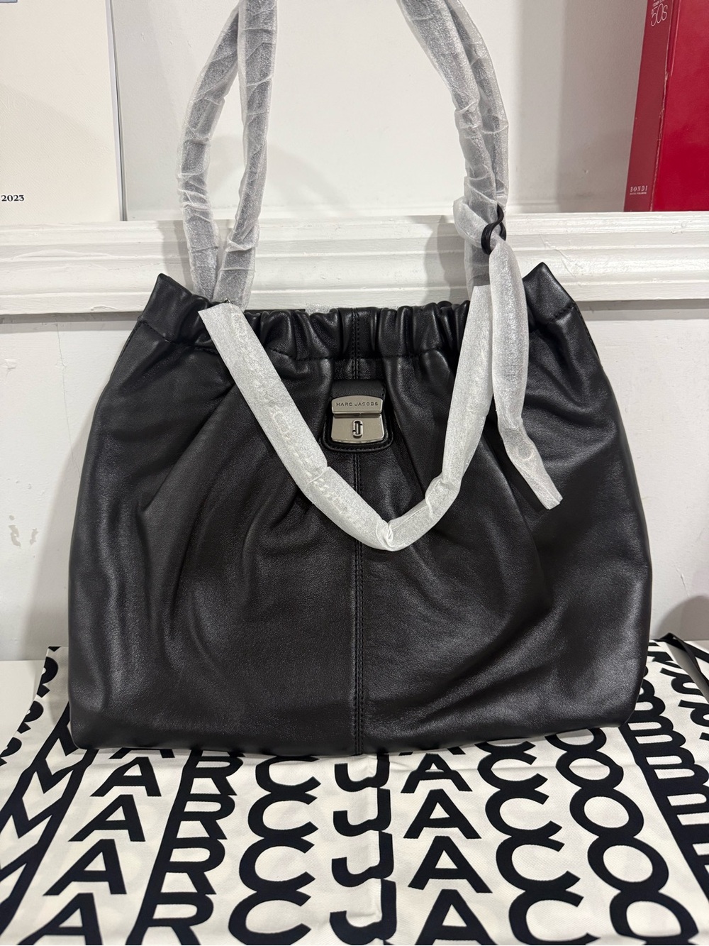 NWT Marc Jacobs The Cristina Tote black